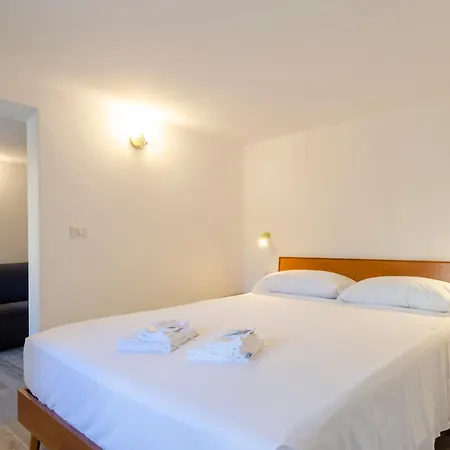 Lejlighed Castelli's Apartmetnts Fico 1 Genova