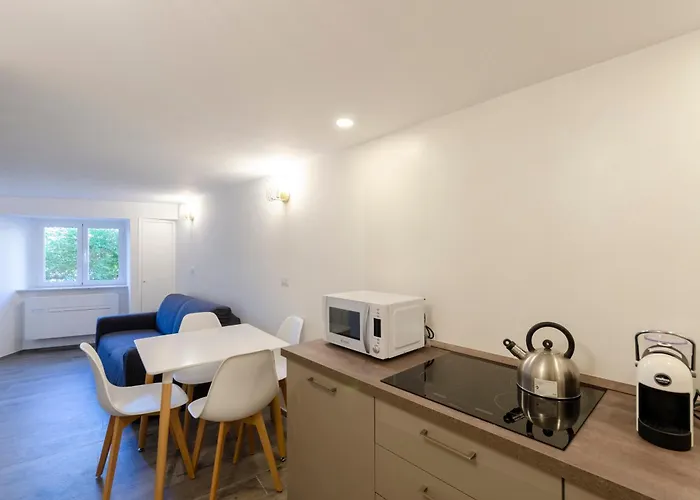 Castelli's Apartmetnts Fico 1 * Janov
